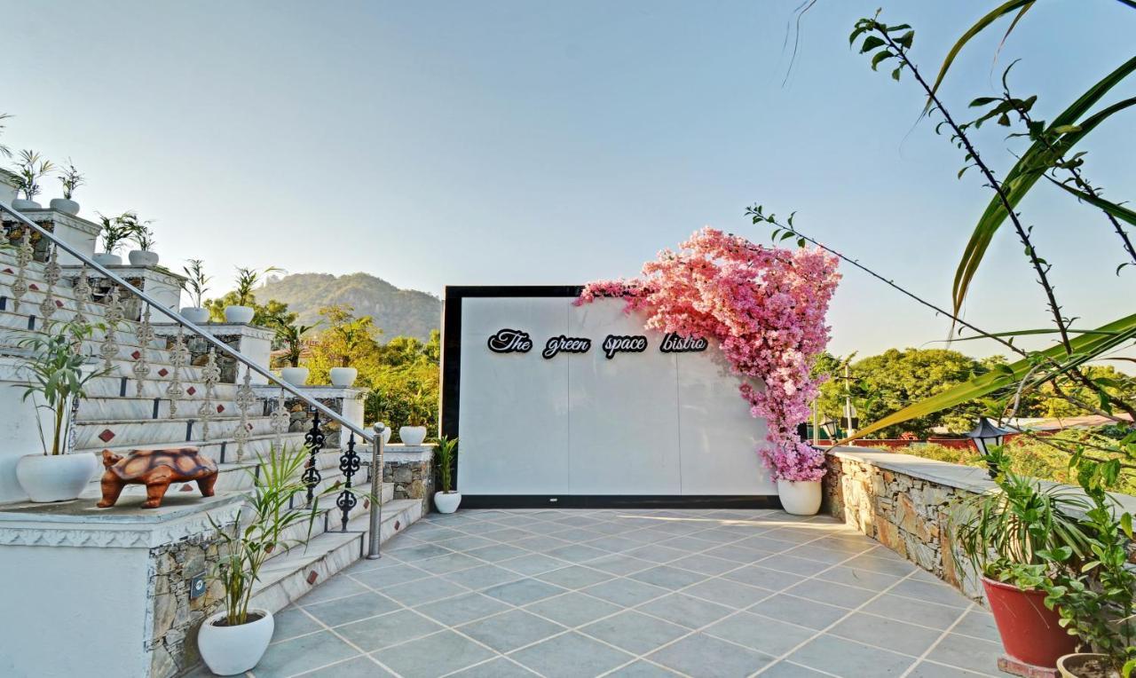 Treebo Khakhri Haveli Hotel Udaipur Exterior photo